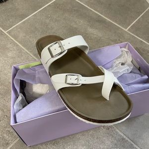 Brand new in box Steve Madden/Madden Girl white leather Bryceee sandals